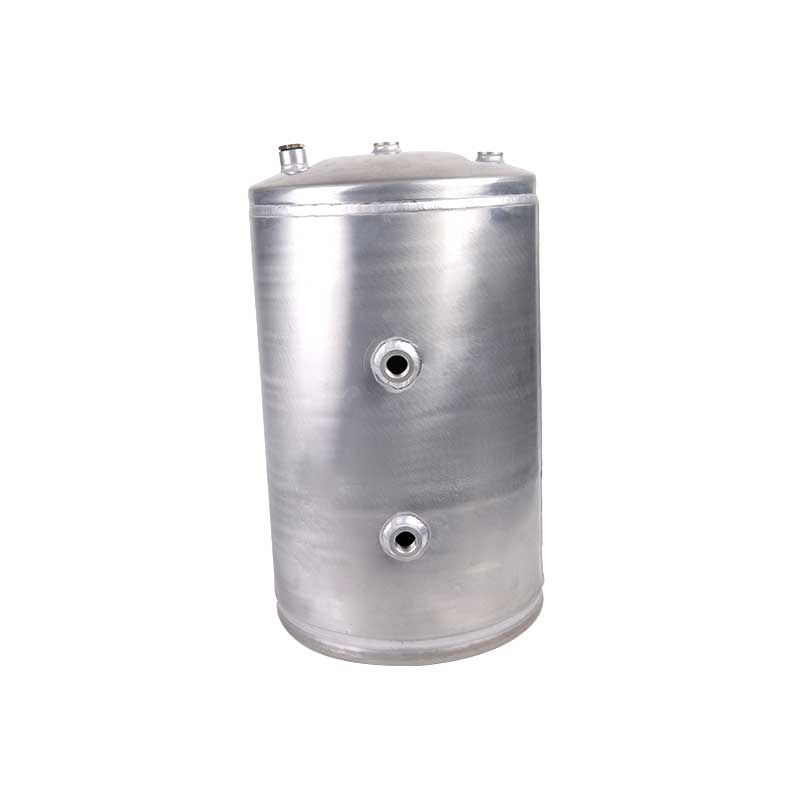 How do aluminum alloy air reservoirs accommodate the need for pressure regulation, safety valves, and pressure gauges?